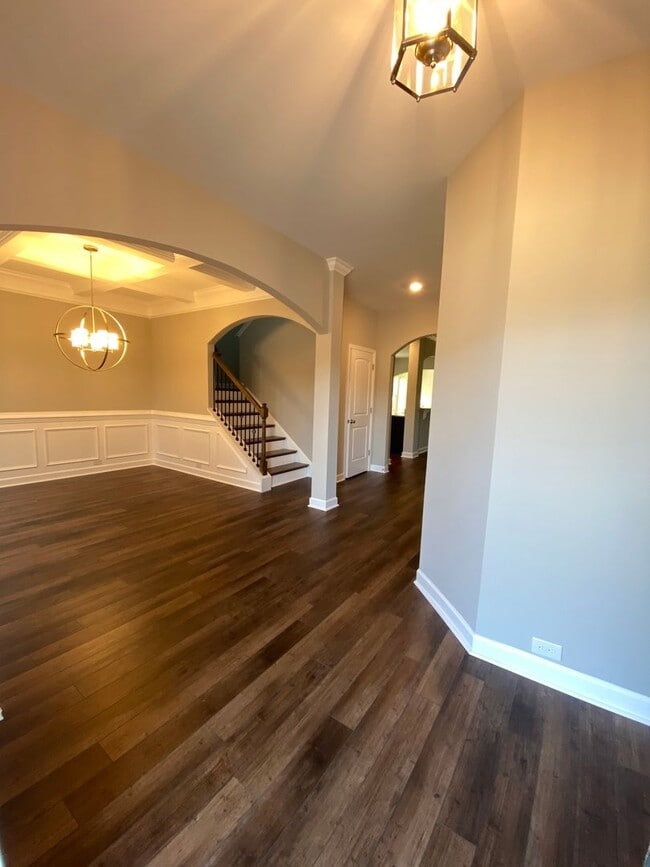 Building Photo - Brand New Build 5 Bed/3.5 Bath