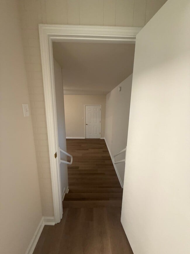 Building Photo - 35 Wiley Dr