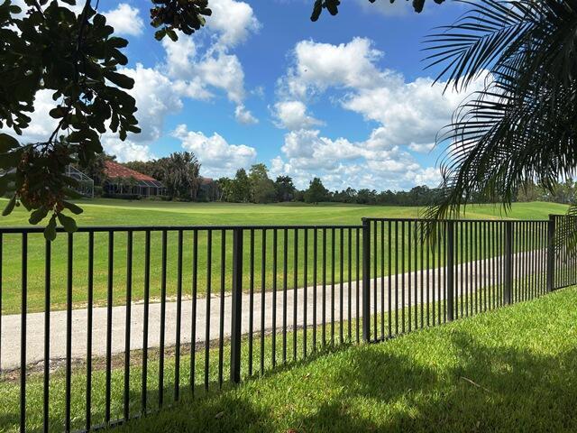 Building Photo - 8387 Ironhorse Ct