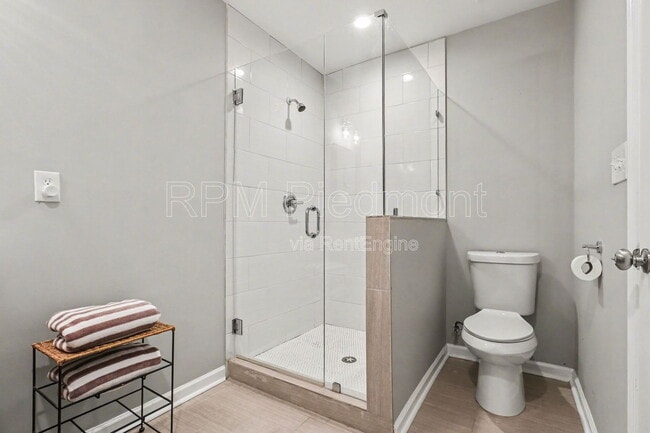 Building Photo - 1360 Smith St SE