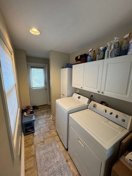 Mud room with W&D - 130 Chews Landing Rd