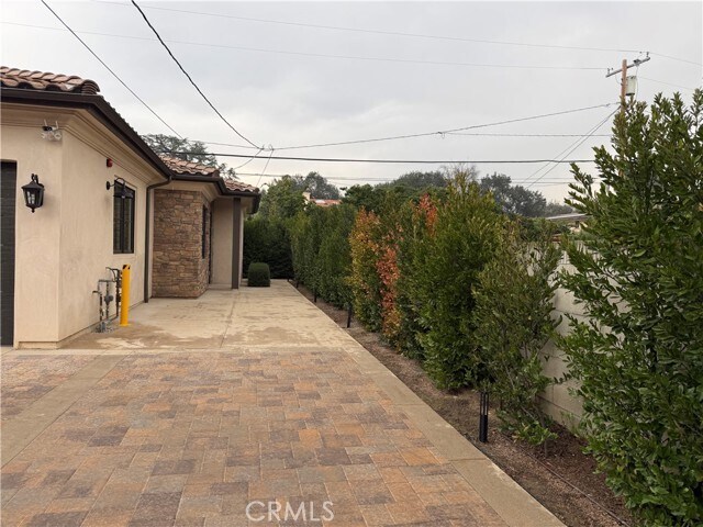 Building Photo - 53 W Wistaria Ave