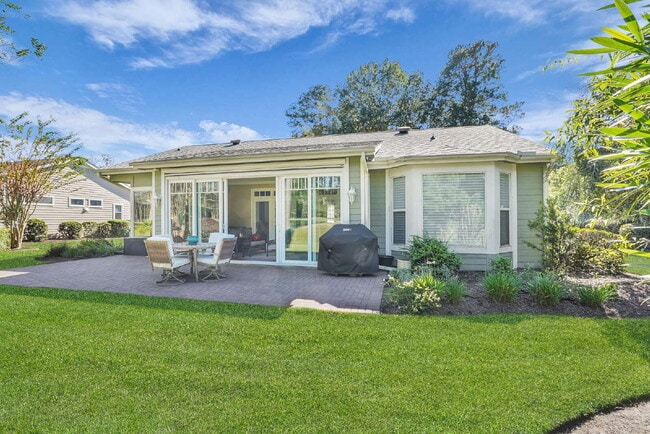 Building Photo - 34 Coburn Dr E