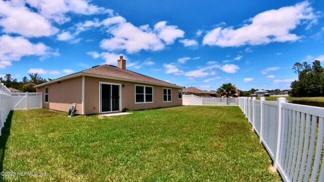 Building Photo - 2735 Woodsdale Dr