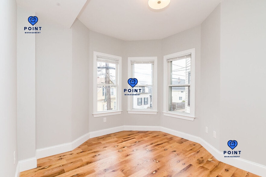 Building Photo - 244 Leyden St