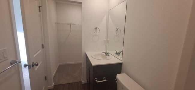 Building Photo - 3 Bedroom 2 Bathroom New build House