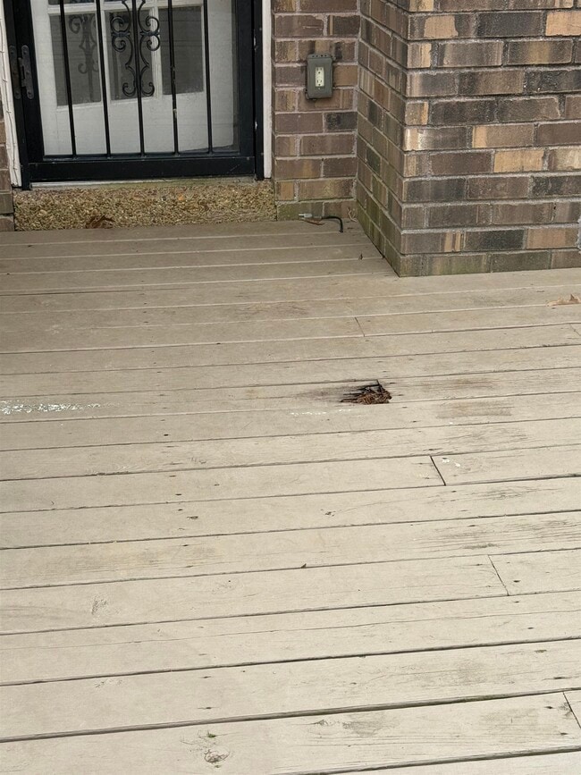 Building Photo - 8442 Farrah Ln