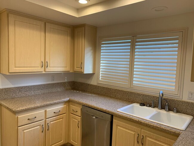 Building Photo - Great Home, Great Location, Great Neighborhood