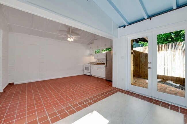 Building Photo - 3791 El Prado Blvd