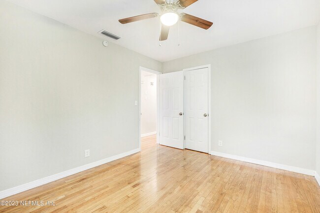 Building Photo - 2938 Charme Ct
