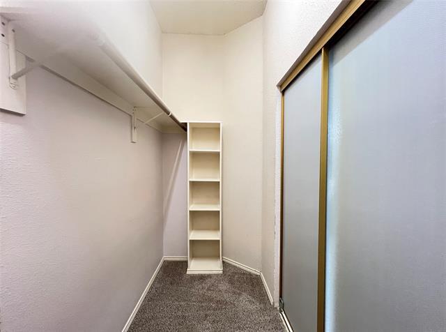 Building Photo - 15 Heritage Way