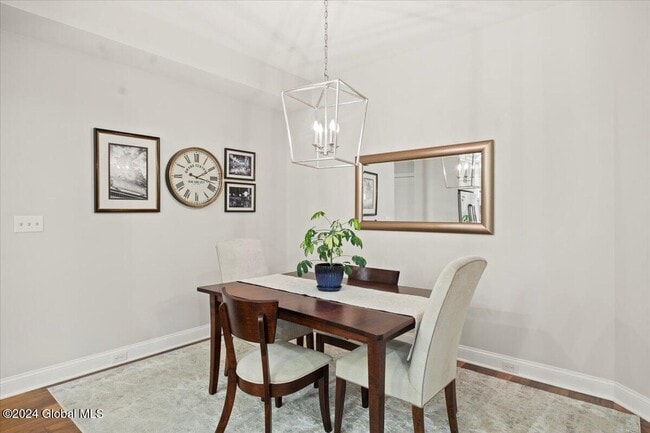 Building Photo - 64 North Ln