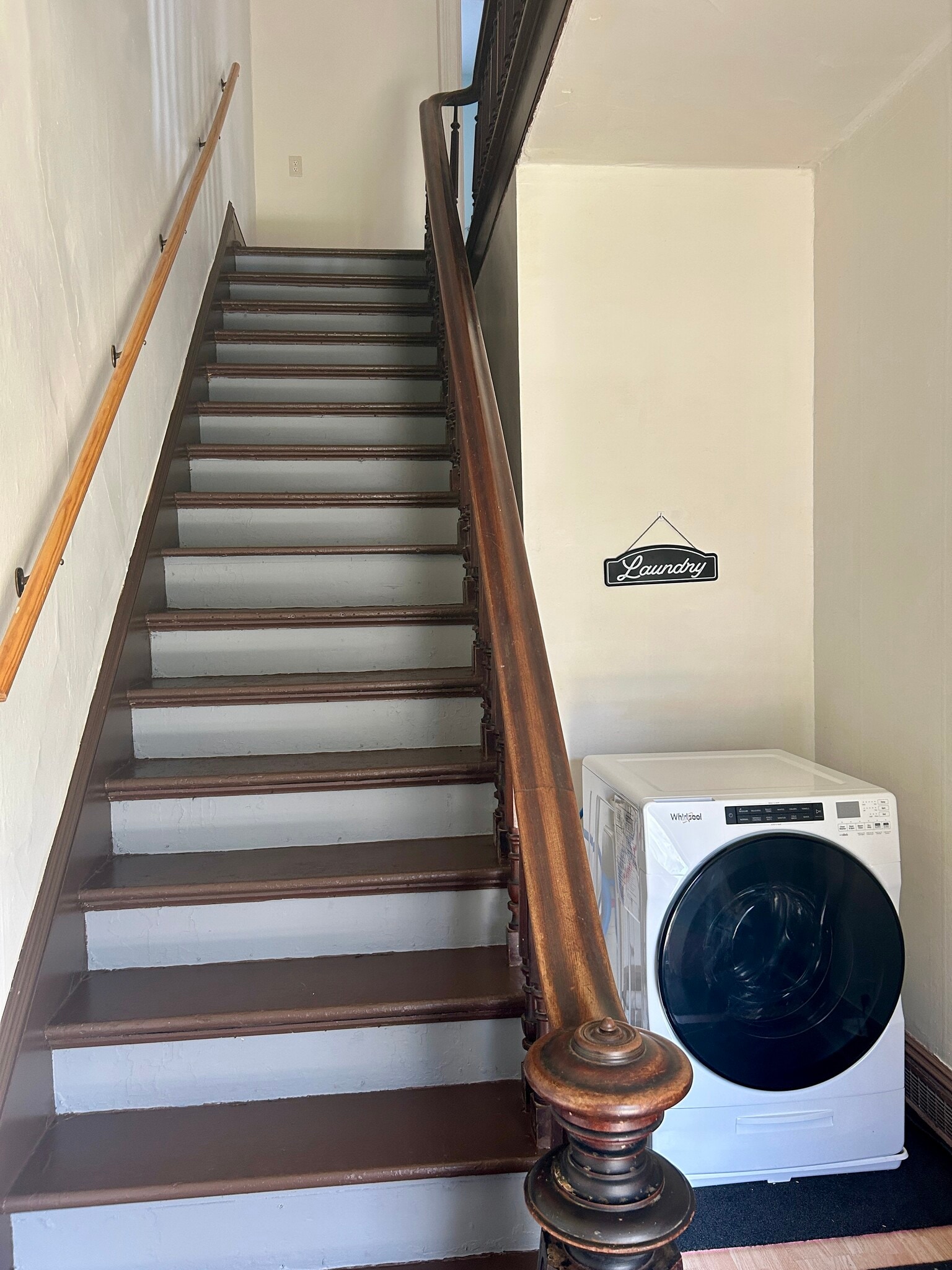 Laundry - 412 W Call St