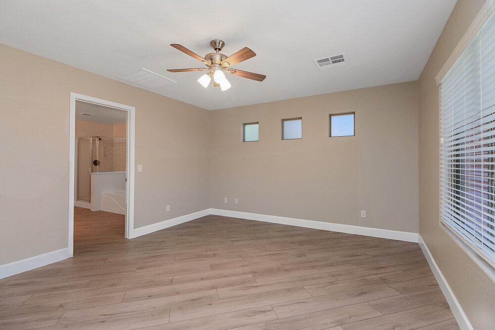 Building Photo - 1846 W Half Moon Cir