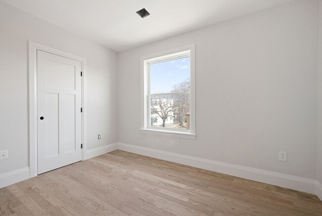 Building Photo - 849 Cummins Hwy