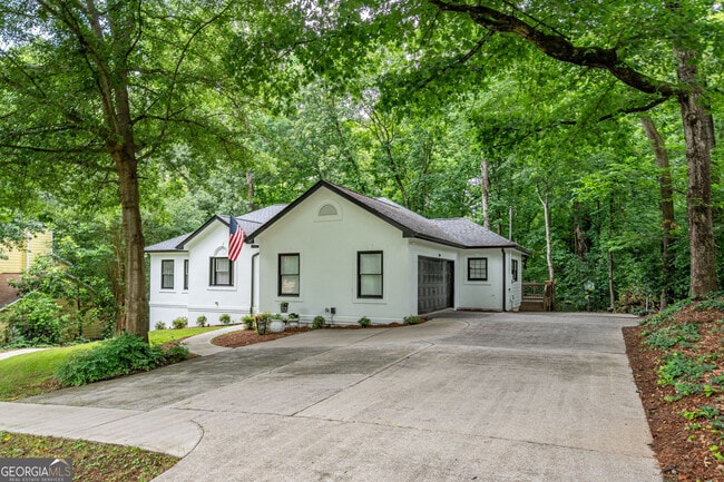 Building Photo - 3924 Ashford Dunwoody Rd NE
