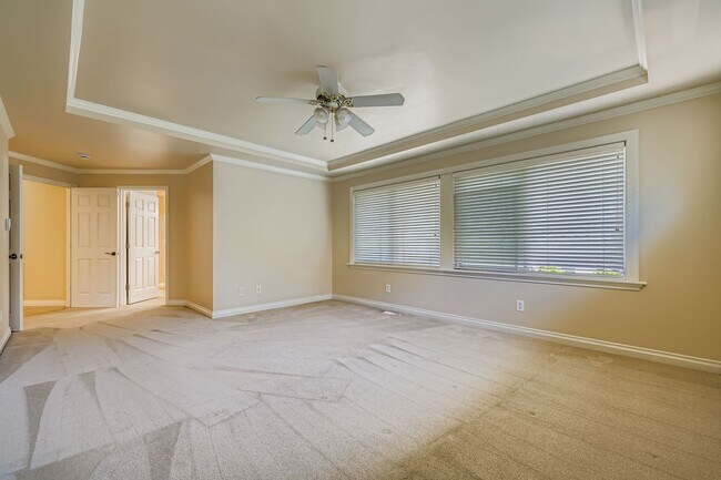 Building Photo - 4Bd/3.5Ba Sammamish House