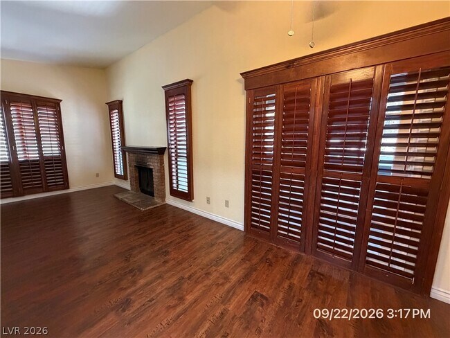 Building Photo - 711 Bass Dr