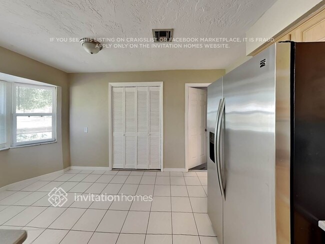 Building Photo - 221 Morgan Ct