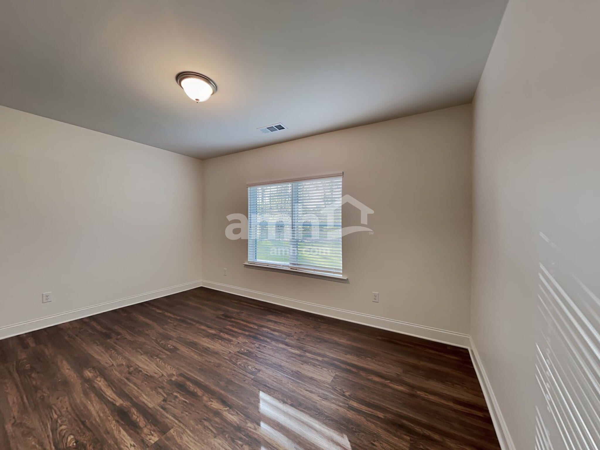 Building Photo - 5275 Hudson Vly Dr