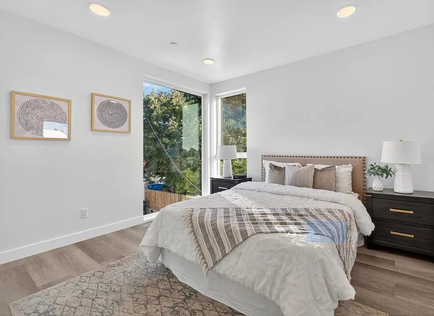 main floor bedroom or office - 1549 Lucretia Ave