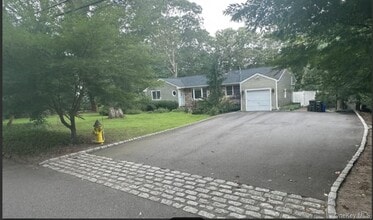 Building Photo - 19 New Mill Rd