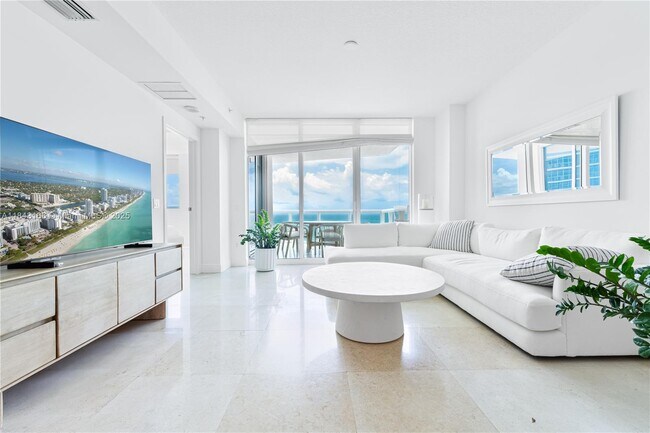Building Photo - 3801 Collins Ave