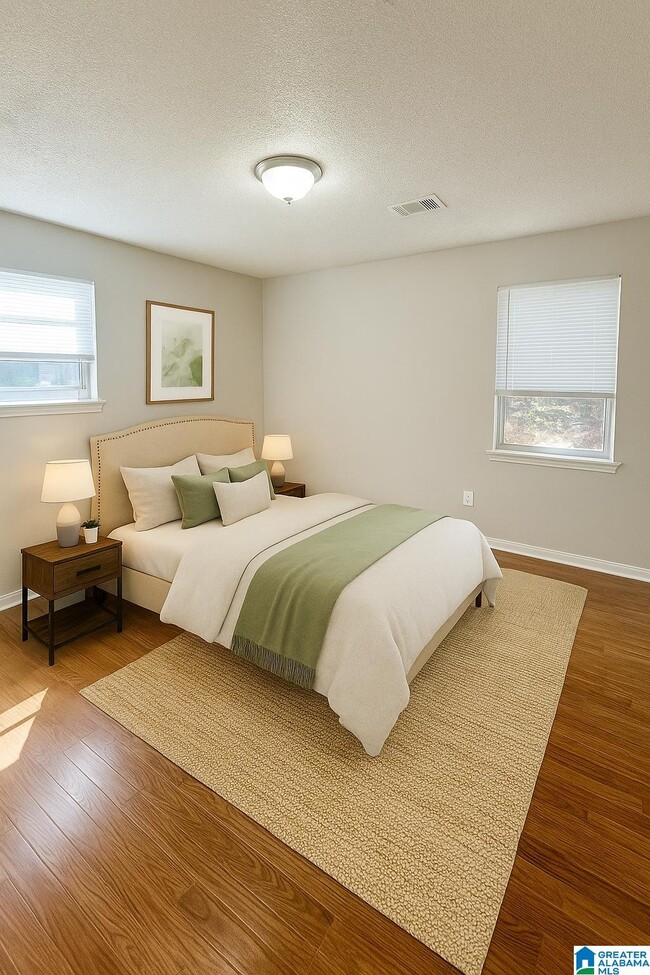 Building Photo - 678 Cummins Ave