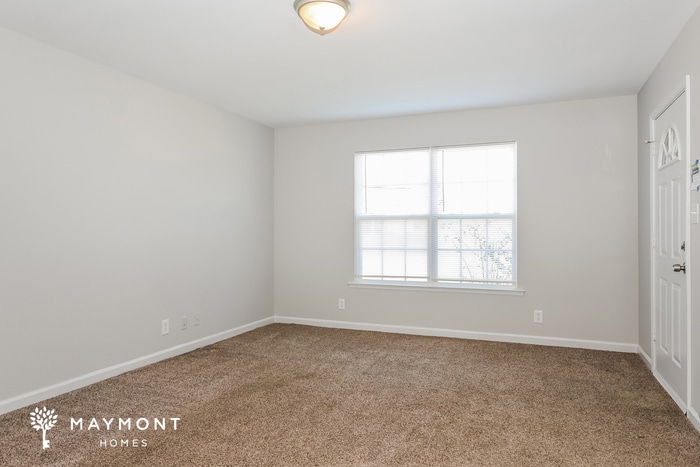 Building Photo - 3390 Summerfield Dr