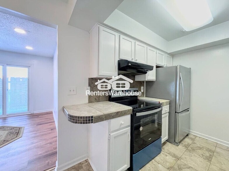 Building Photo - 3930 Rica Dr