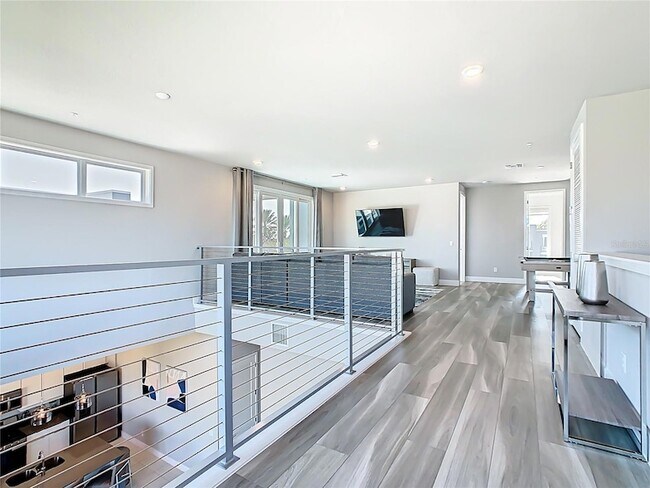 Building Photo - 7740 Sandy Ridge Dr