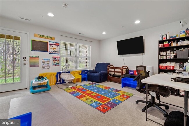 Building Photo - 245 Mill Crossing Ct