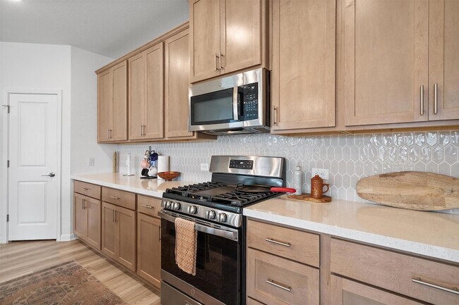 Building Photo - 1617 Purple Martin Dr