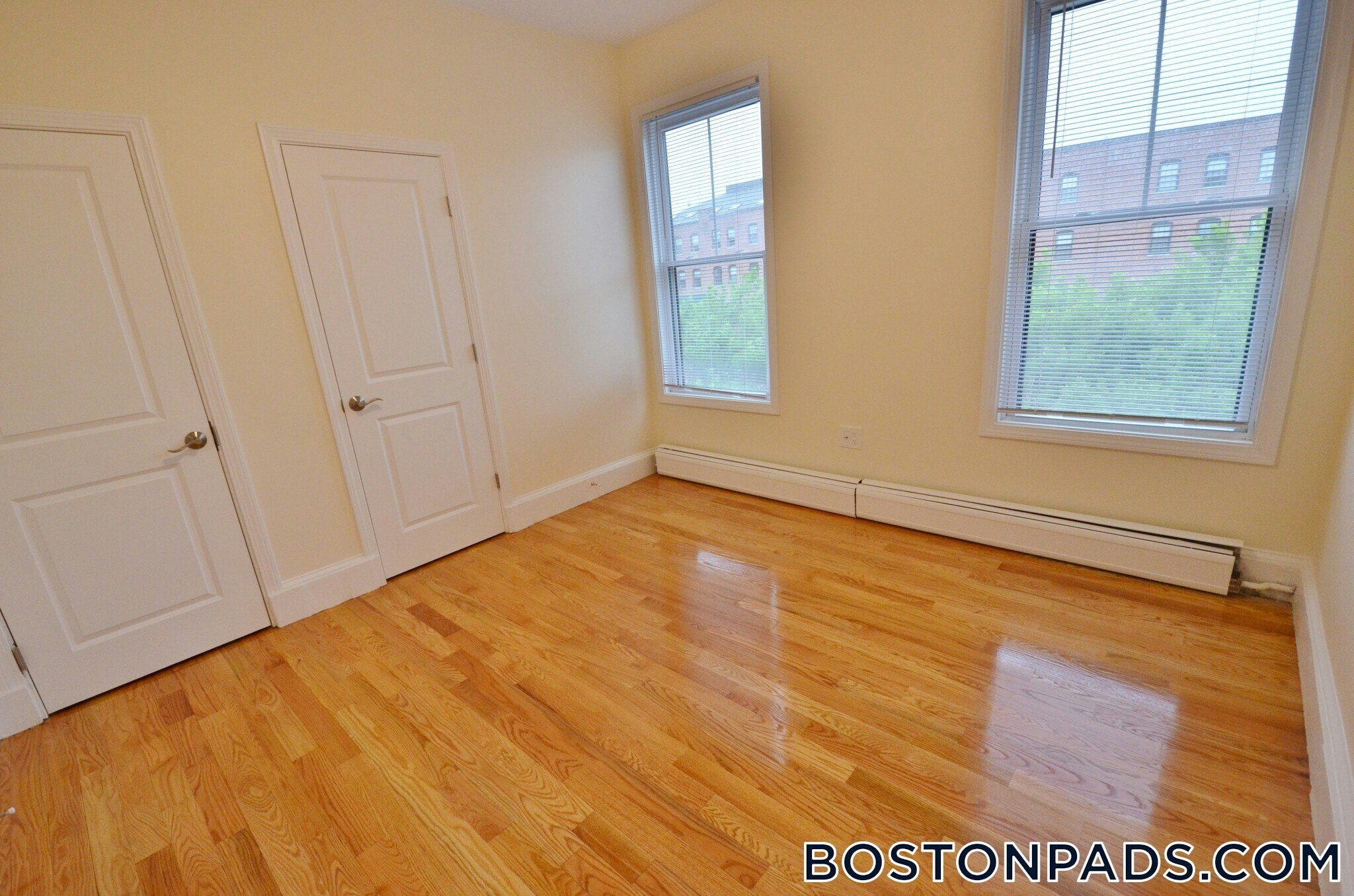 Building Photo - 35 Brookline St