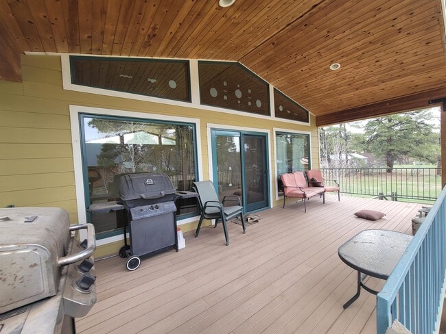 Building Photo - 65 Bunker Ct