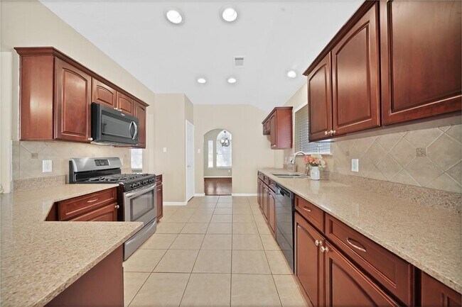 Building Photo - 18326 Cobblestone Dr