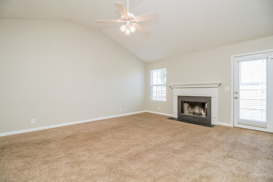 Building Photo - 3221 Lexmark Cir