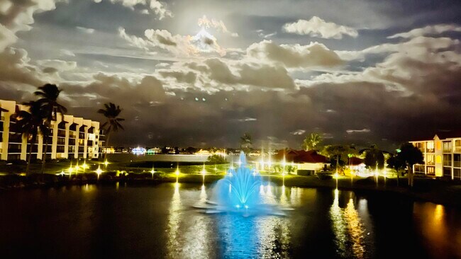 Building Photo - 107 Half Moon Cir