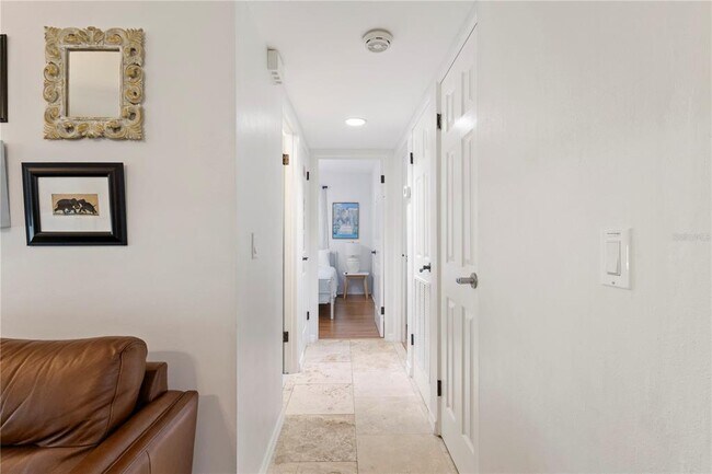 Building Photo - 1010 Bay Breeze Terrace