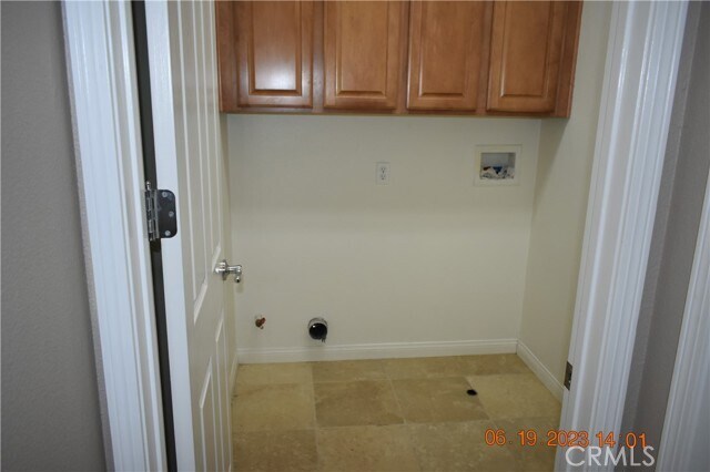 Building Photo - 6132 Grovewood Pl