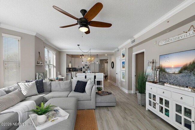 Building Photo - 1126 1st St N