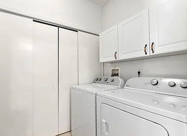 Building Photo - 180 Kingfisher Ln
