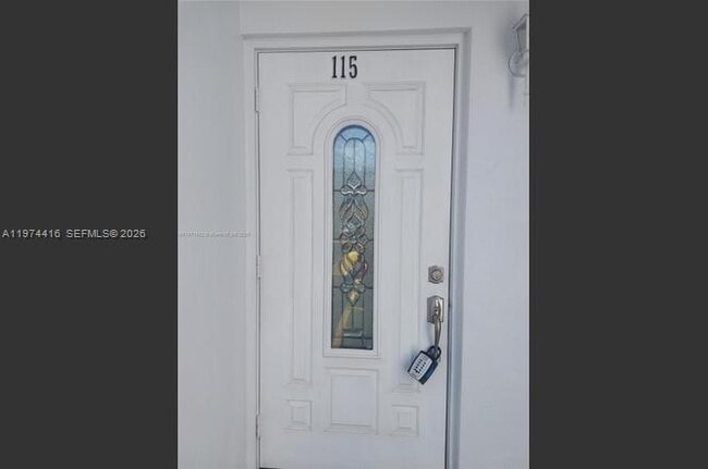 Building Photo - 1333 E Hallandale Beach Blvd