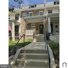 Building Photo - 303 Webster St NW