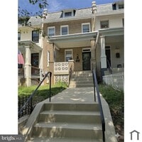 Building Photo - 303 Webster St NW