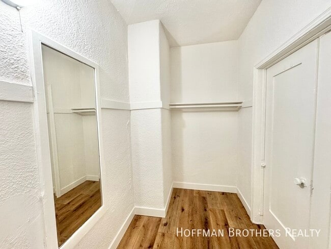 Building Photo - 739 Normandie Ave