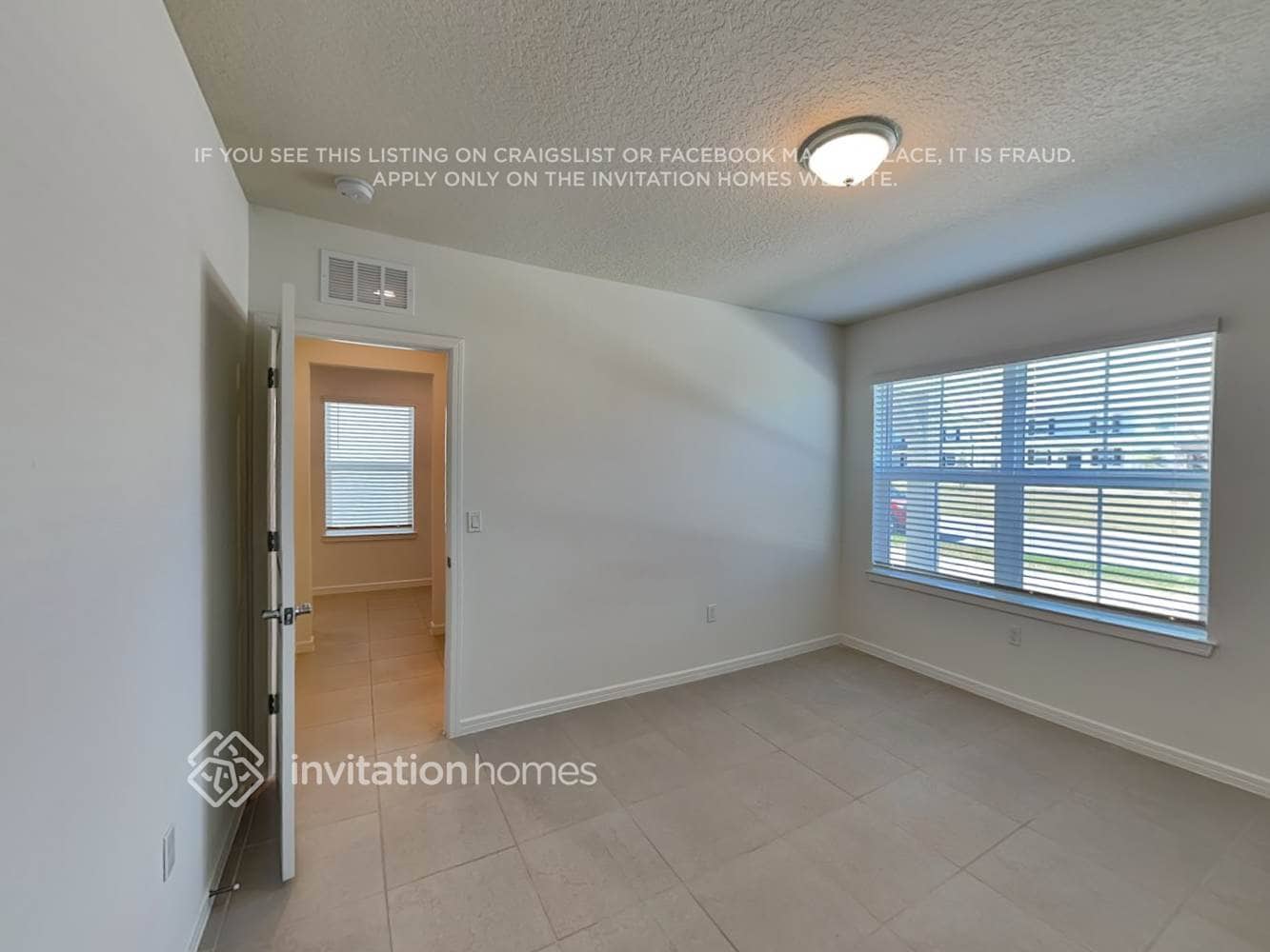 Building Photo - 1891 Tohoqua Blvd