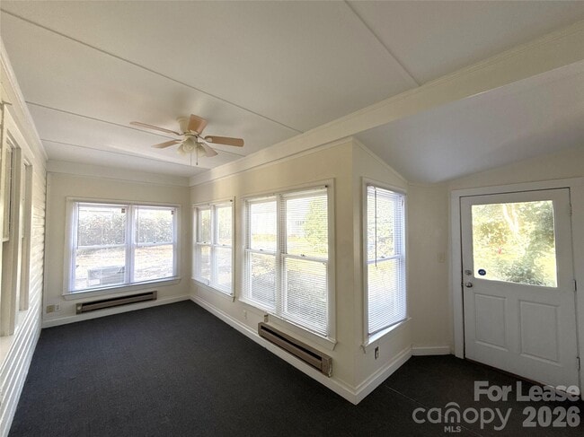 Building Photo - 1133 Princeton Ave