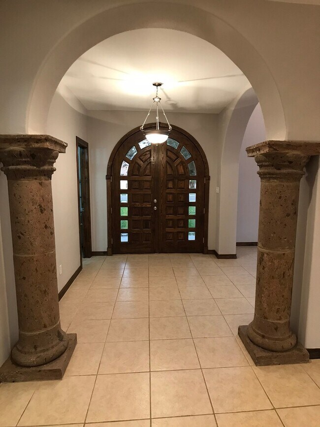 Building Photo - 3Bed/2.5Bath Edinburg TX Home For Rent ( Oakland Village )