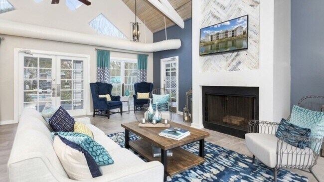 Building Photo - 1450 Sunshadow Dr